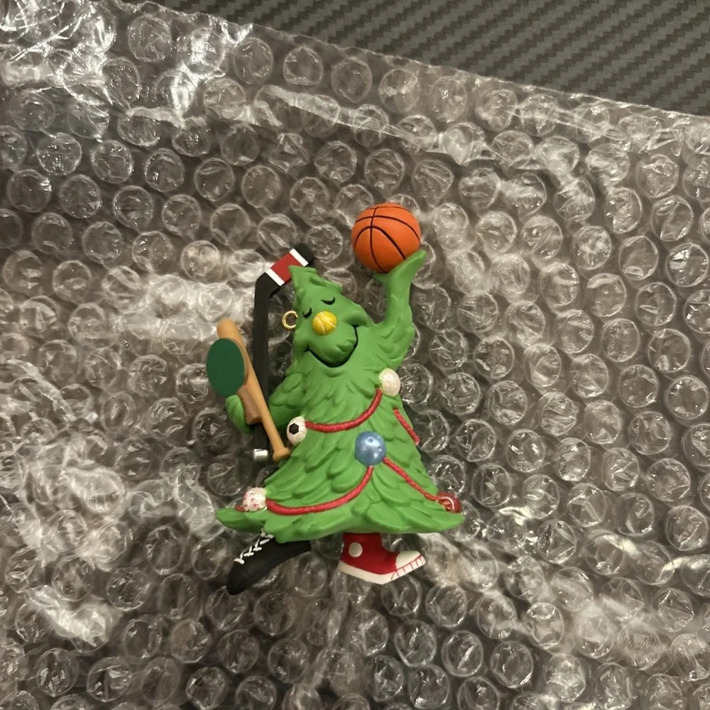 Hallmark Ornament:‎ 2000 Tree Guy, QX6961